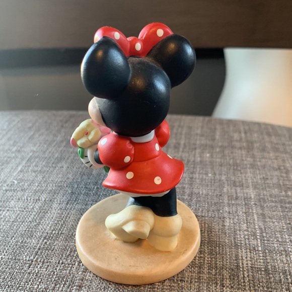 Vintage Minnie Mouse with Flowers figure - Picture 2 of 4